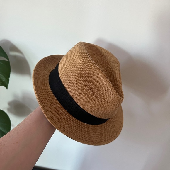Talula Tan and Black Hat - Picture 1 of 3